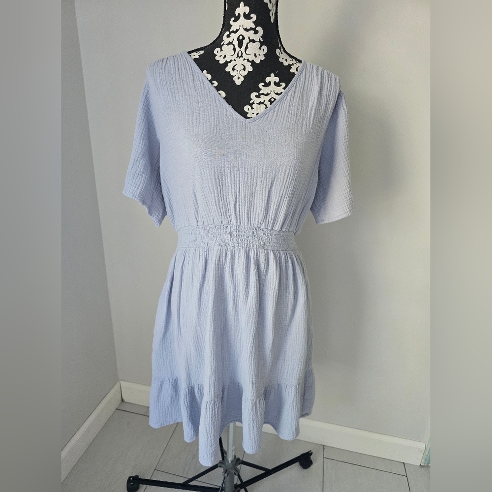 Knox Rose Light Blue V-Neck Dress size M